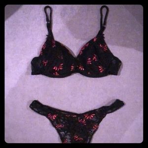 Black & pink lace bra & panty set